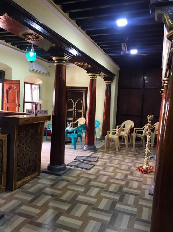 Hotel Anandhiram Heritage Karaikal Kültér fotó